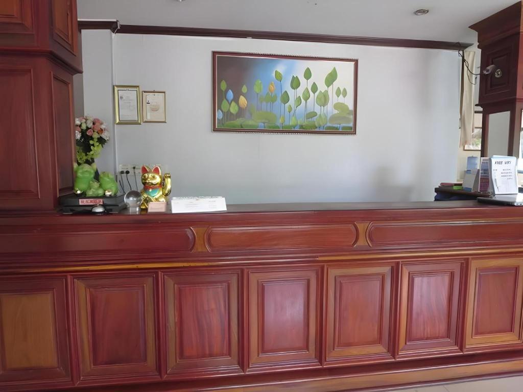 Chaleunehoung Hotel Виентиане Екстериор снимка