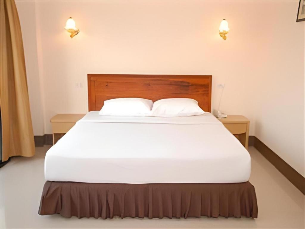 Chaleunehoung Hotel Виентиане Екстериор снимка