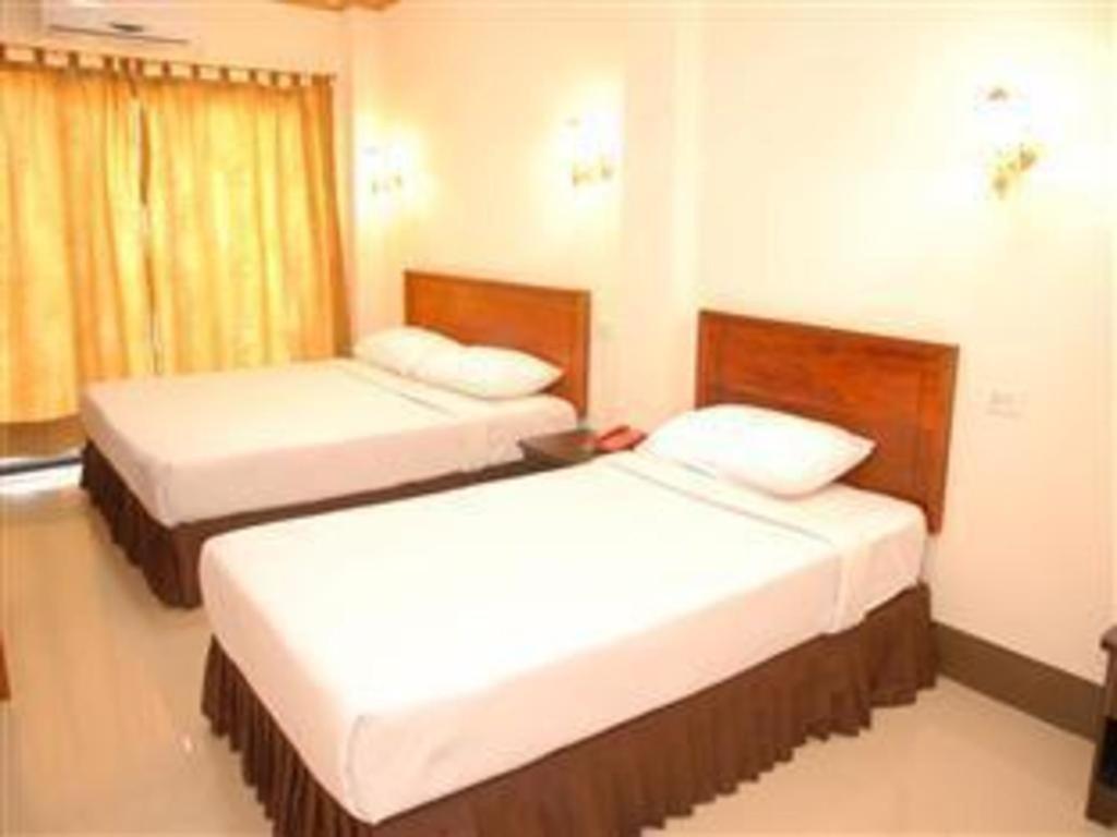 Chaleunehoung Hotel Виентиане Екстериор снимка