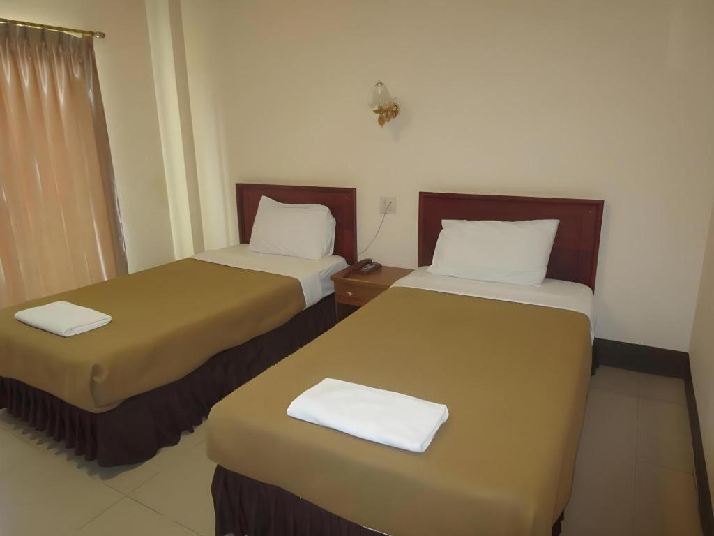 Chaleunehoung Hotel Виентиане Екстериор снимка