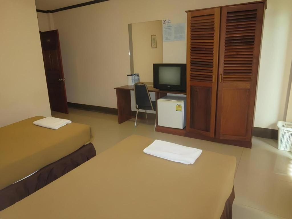 Chaleunehoung Hotel Виентиане Екстериор снимка