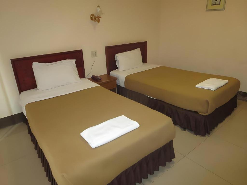 Chaleunehoung Hotel Виентиане Екстериор снимка