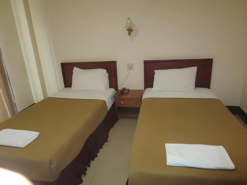 Chaleunehoung Hotel Виентиане Екстериор снимка