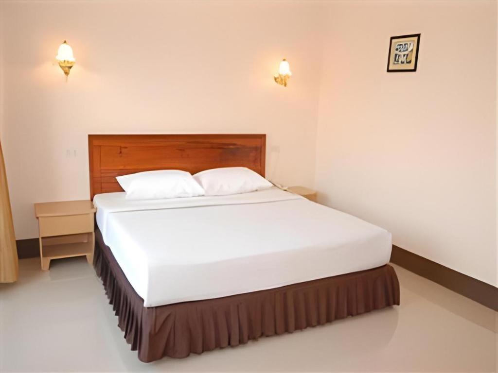 Chaleunehoung Hotel Виентиане Екстериор снимка