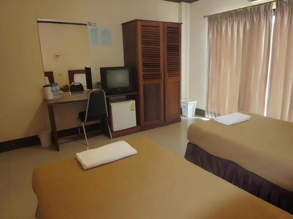 Chaleunehoung Hotel Виентиане Екстериор снимка